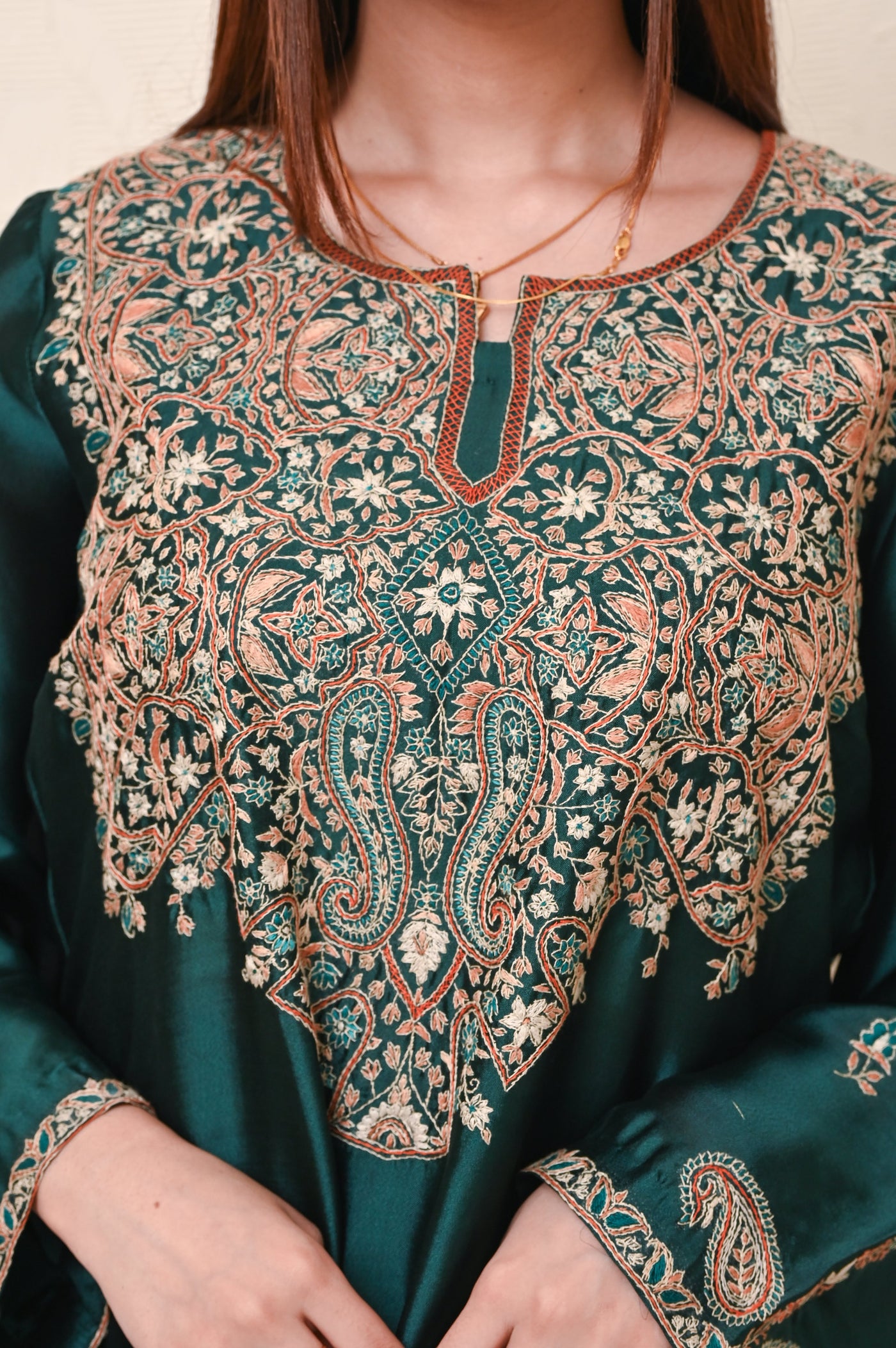 Beautiful Heavy Kashmiri Work 3-Piece Set in Shesha Silk with Pure Organza Dupatta