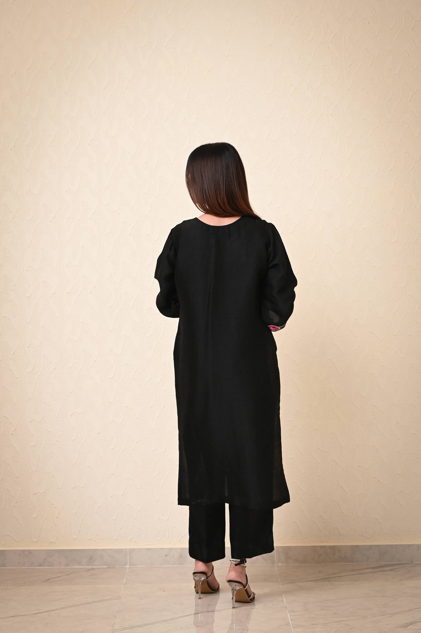 Black 3-Piece Kashmiri Aari Work Silk Ensemble with Organza Dupatta